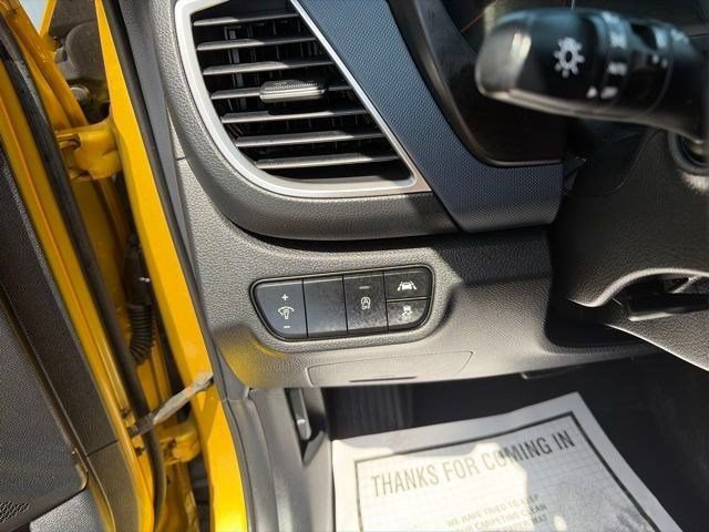 Used 2021 Kia Seltos S AWD/4WD image 19