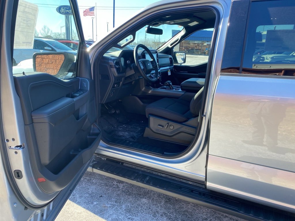 New 2026 Ford F150 XLT w/ Equipment Group 302A MID image 17