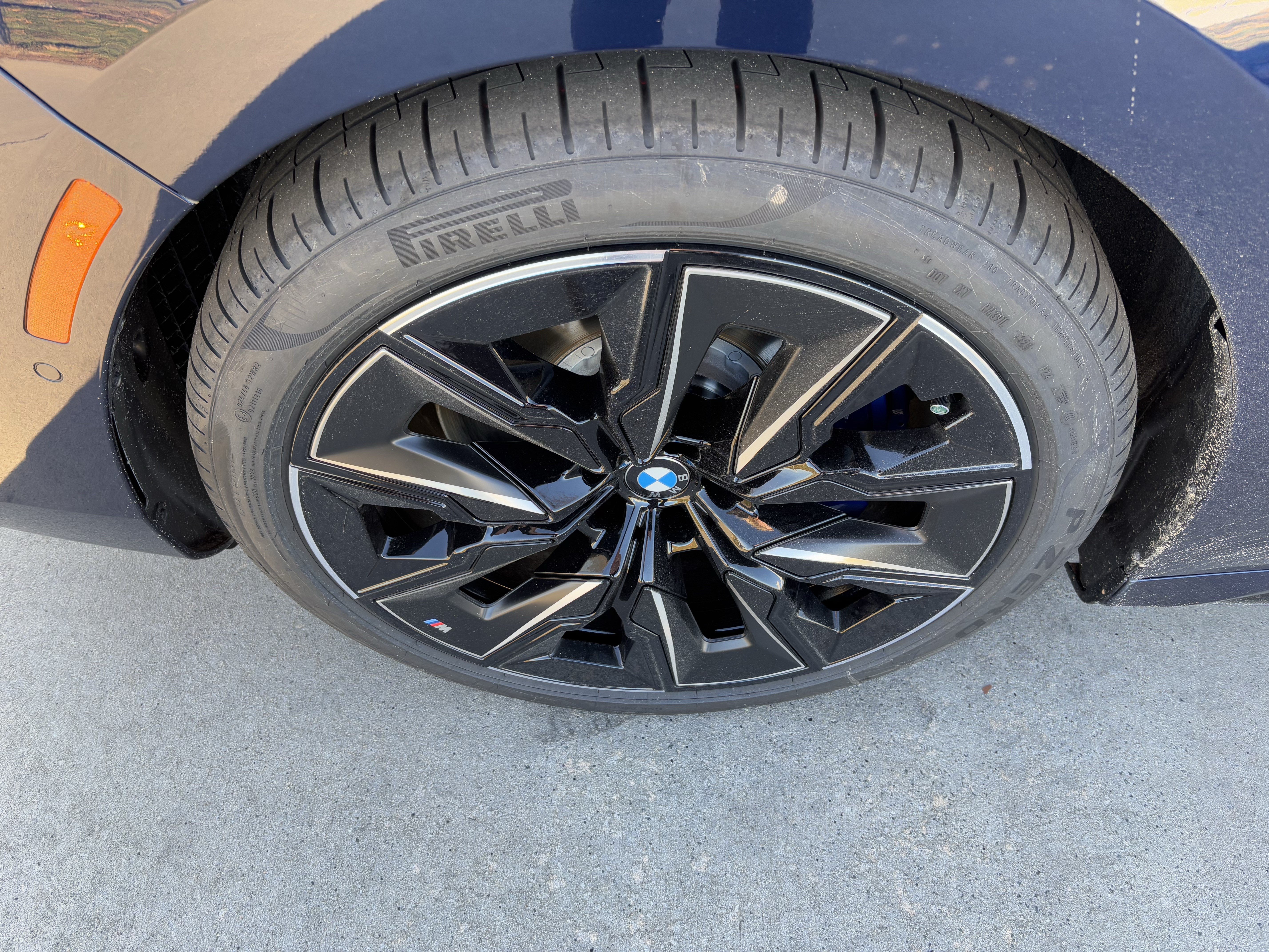 New 2026 BMW 740i xDrive w/ Premium Package AWD/4WD image 13