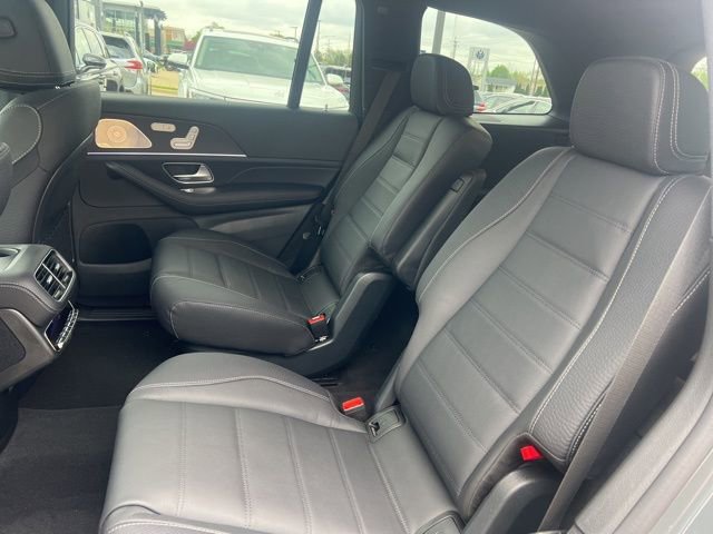 New 2026 Mercedes-Benz GLS 450 4MATIC image 8