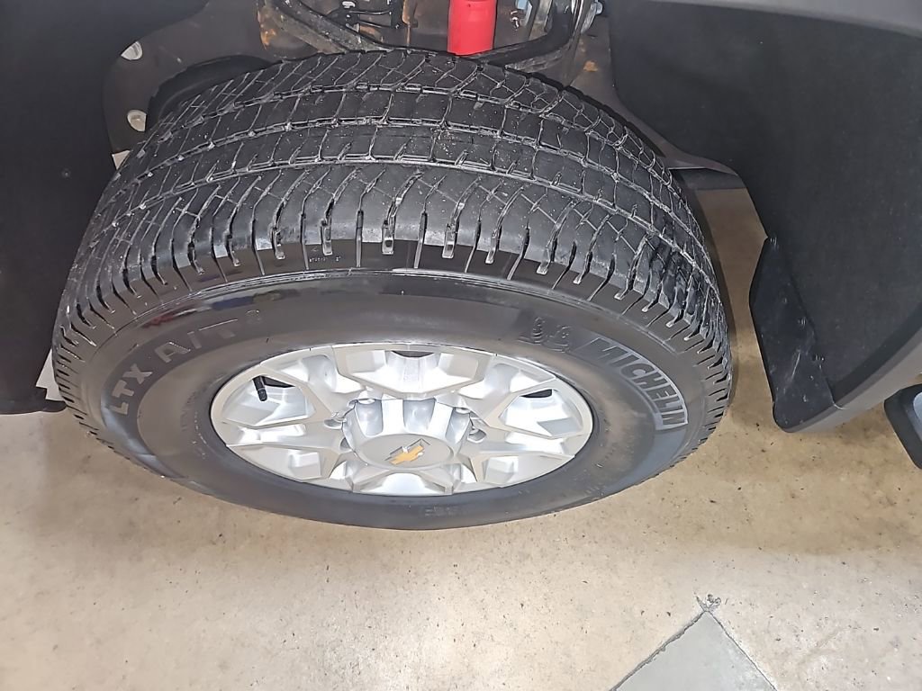 Used 2024 Chevrolet Silverado 2500 LT image 14
