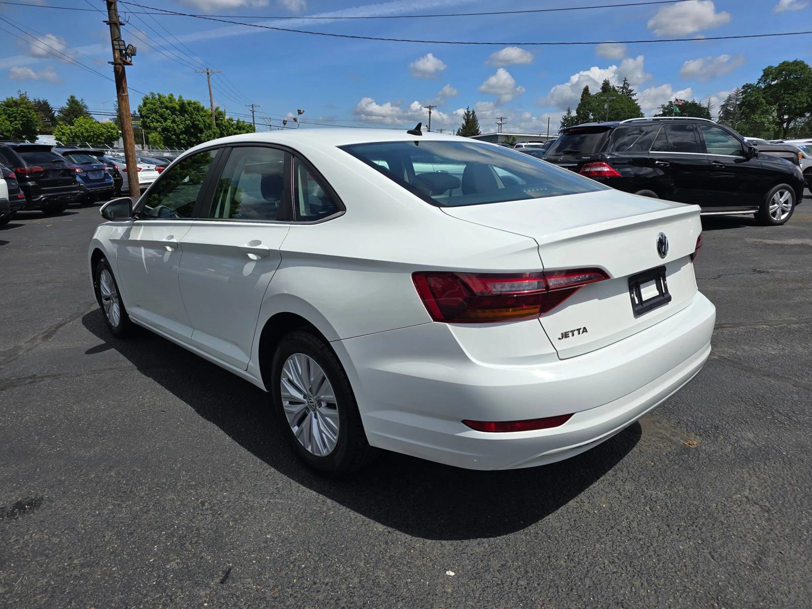 Used 2019 Volkswagen Jetta S w/ Driver Assistance Package FWD image 3