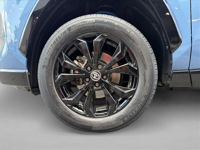 Used 2023 Toyota RAV4 XSE w/ XSE Grade Weather Package AWD/4WD image 9
