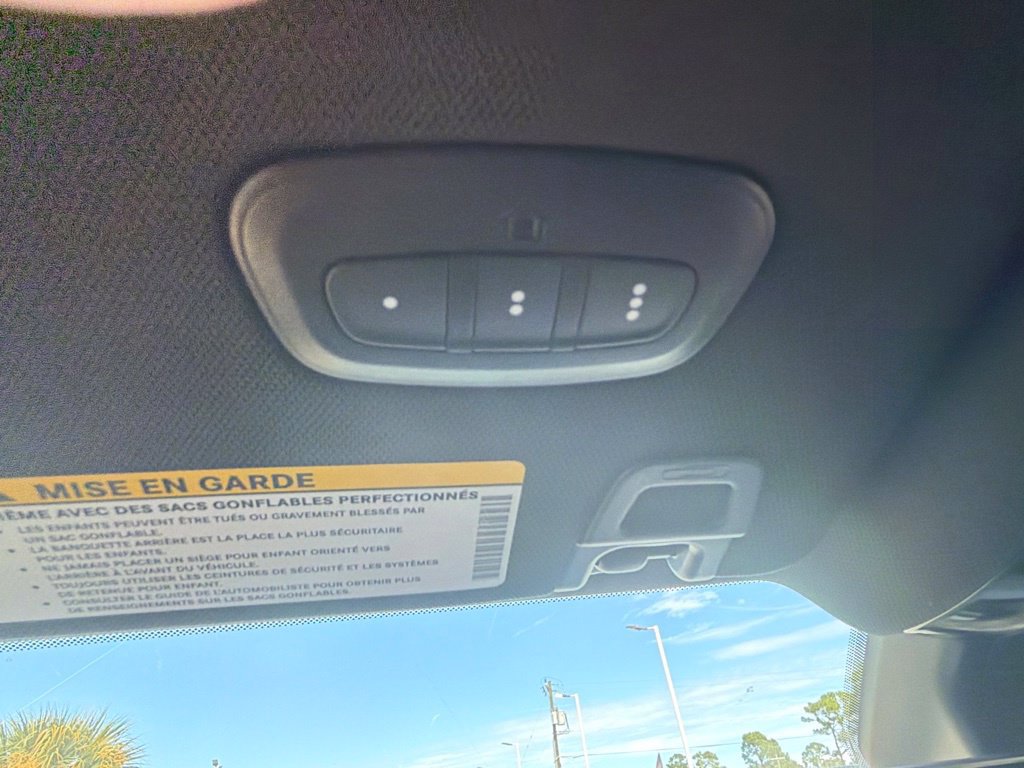 Used 2024 Jeep Grand Cherokee Overland RWD image 31