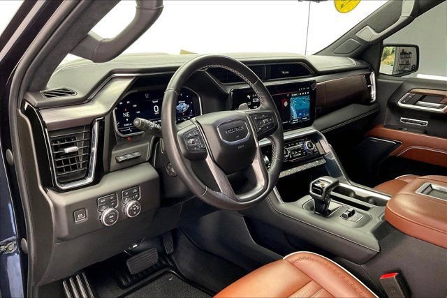 Used 2022 GMC Sierra 1500 Denali Ultimate AWD/4WD image 14