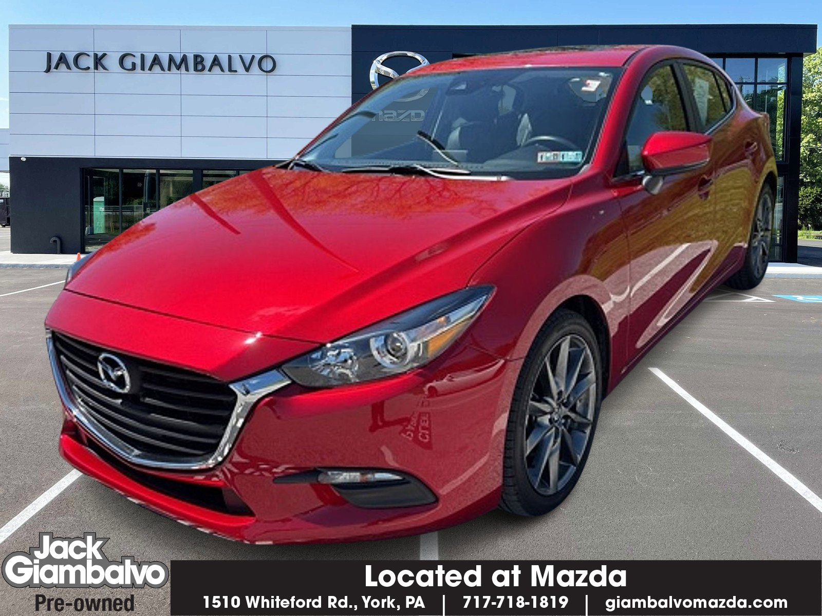 Used 2018 MAZDA MAZDA3 Touring FWD image 1