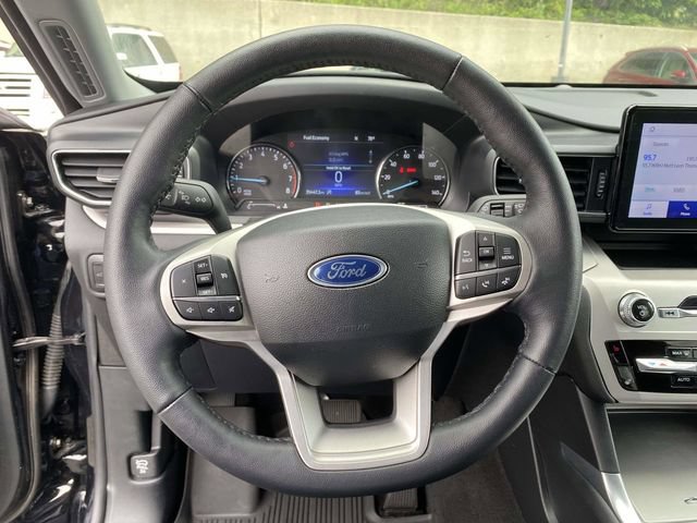 Used 2024 Ford Explorer XLT w/ Equipment Group 202A AWD/4WD image 22