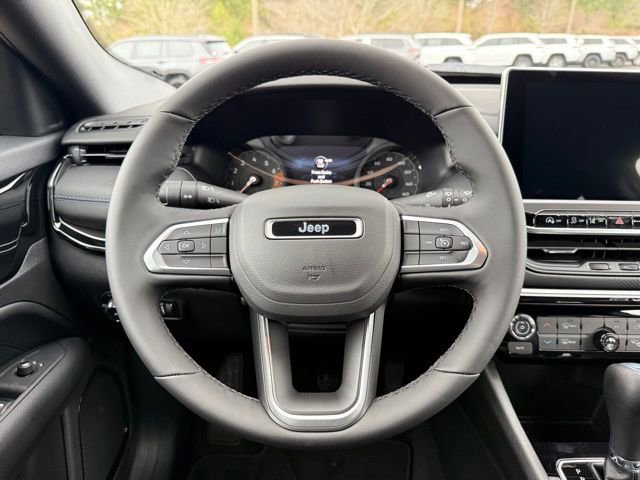 New 2026 Jeep Compass Latitude image 19