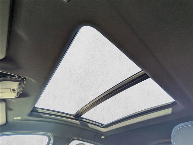 Used 2025 BMW X4 xDrive30i image 15