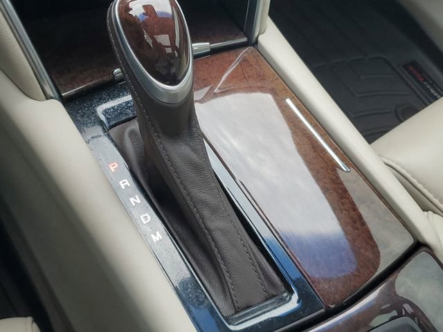 Certified 2013 Cadillac XTS Premium image 27