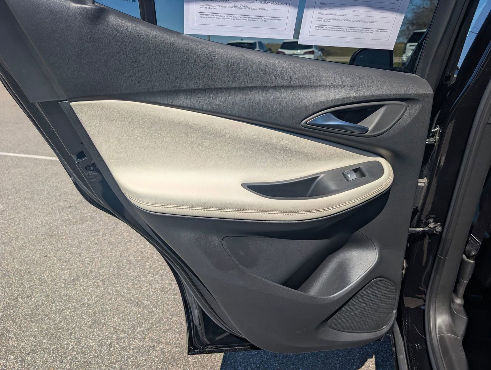 Used 2024 Buick Encore GX Avenir w/ Avenir Convenience Package image 25