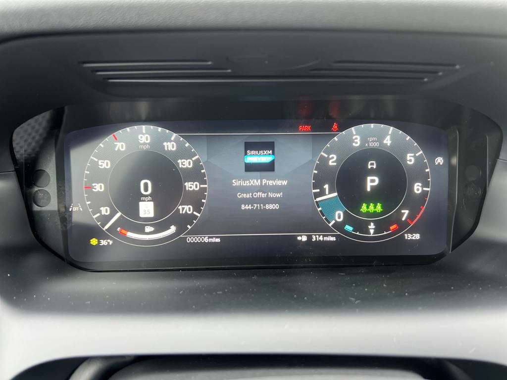 Used 2025 Land Rover Discovery Sport Dynamic SE image 24