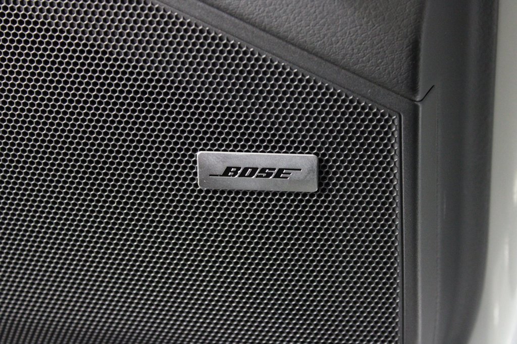 Used 2025 Porsche Cayenne image 18