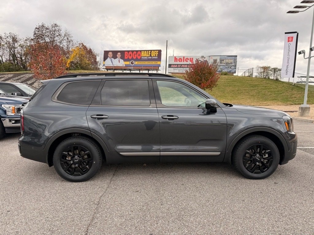 Used 2023 Kia Telluride SX Prestige X-Pro image 3