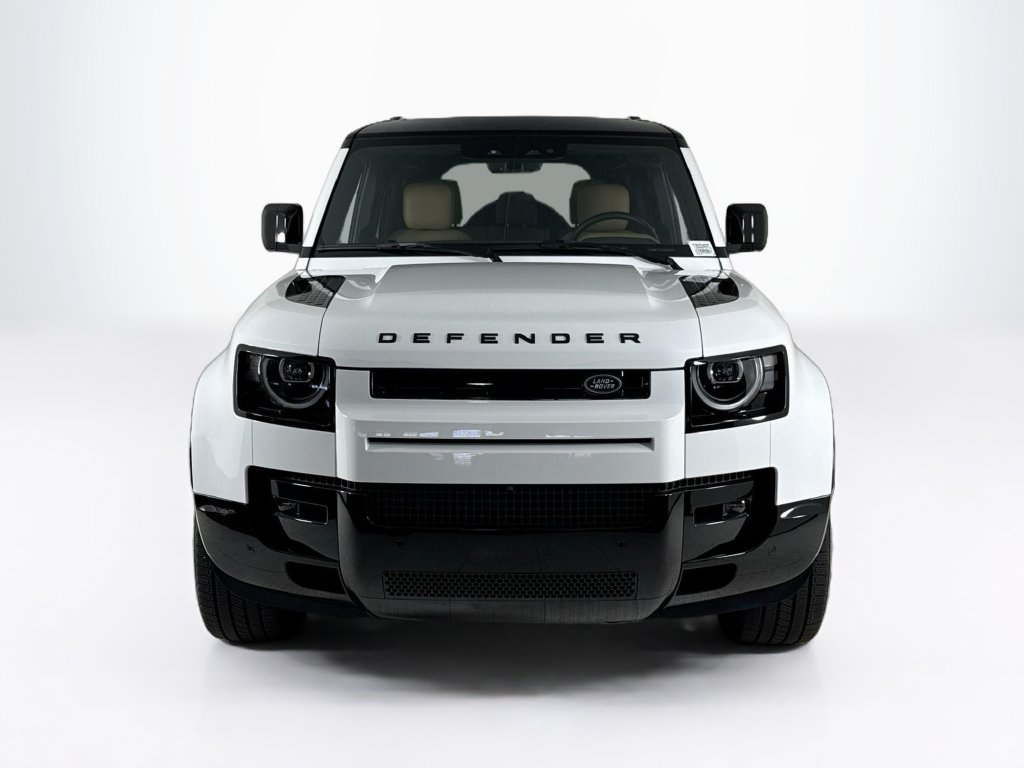Used 2026 Land Rover Defender 110 X-Dynamic SE AWD/4WD image 8