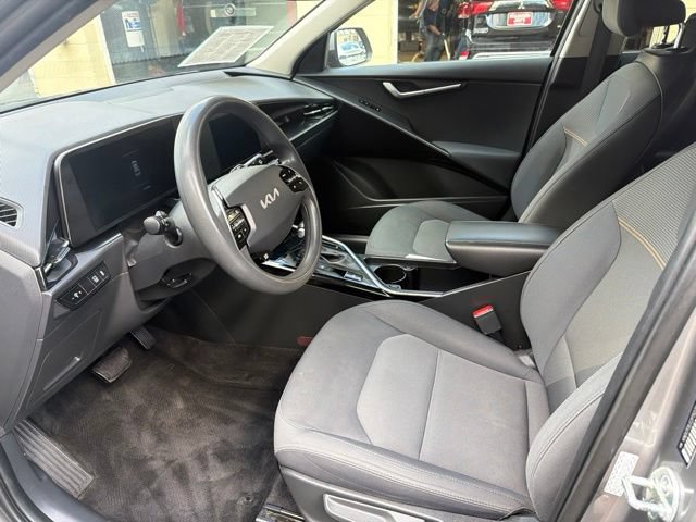 Used 2023 Kia Niro LX FWD image 13