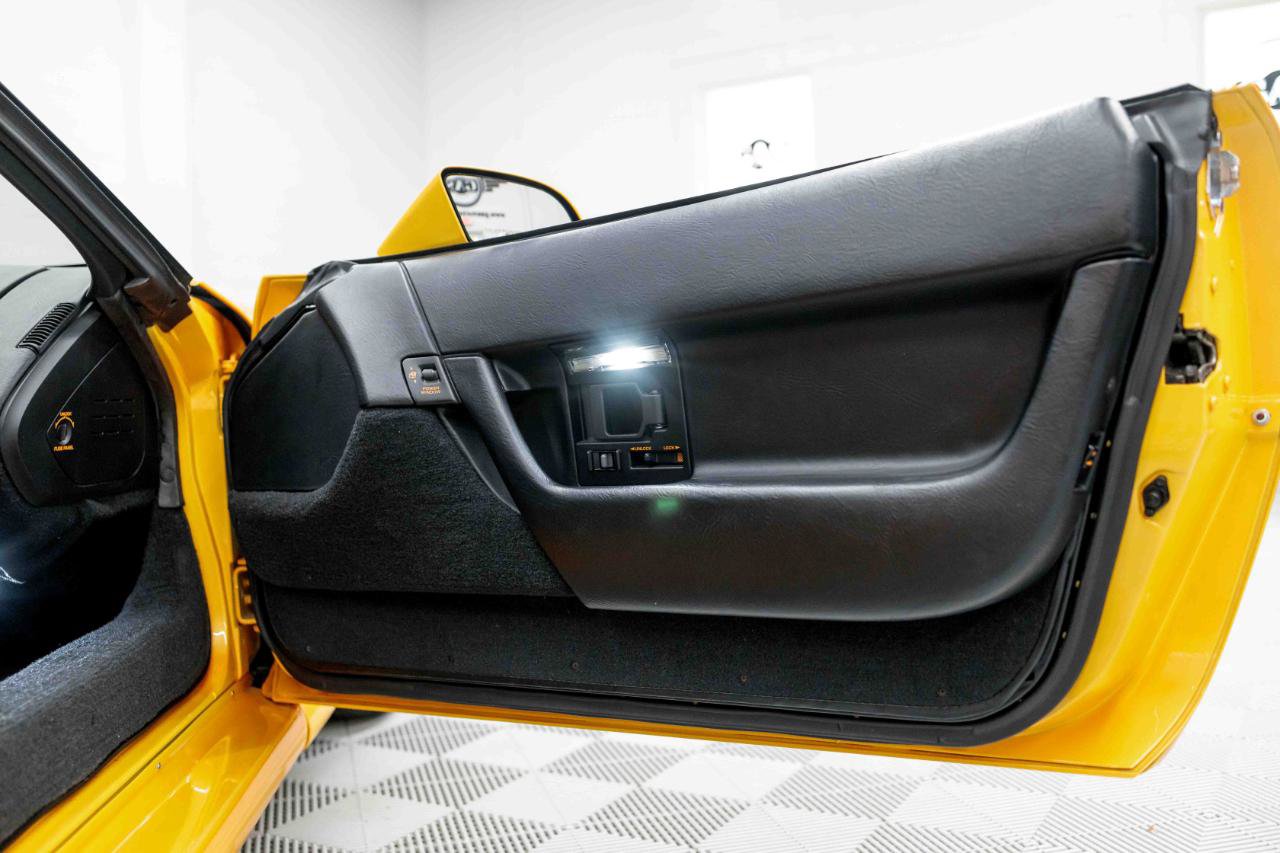 Used 1991 Chevrolet Corvette ZR-1 RWD image 60