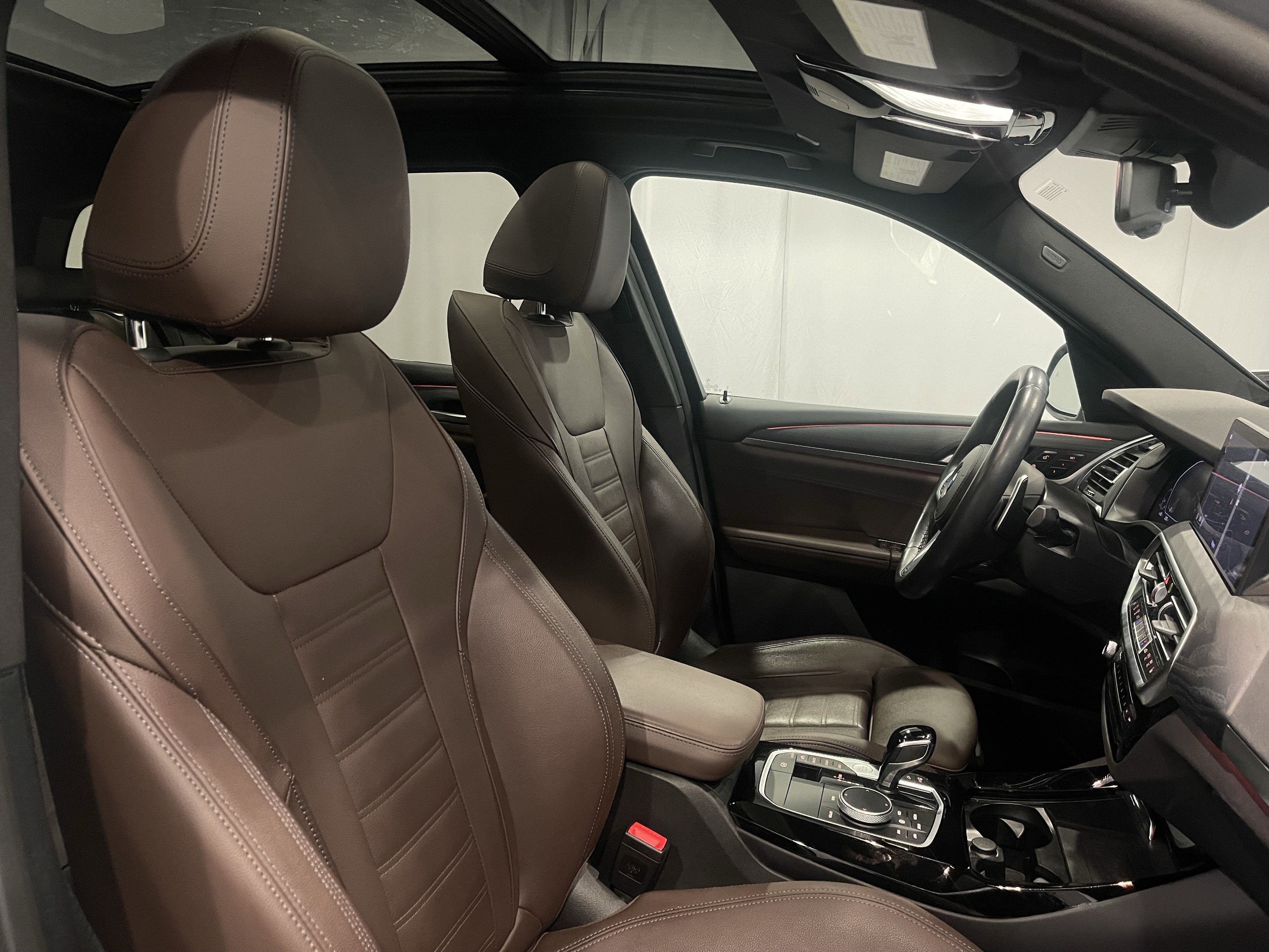 Used 2024 BMW X3 xDrive30i w/ Premium Package image 15