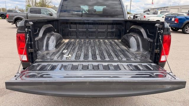Used 2017 RAM 1500 Express AWD/4WD image 13