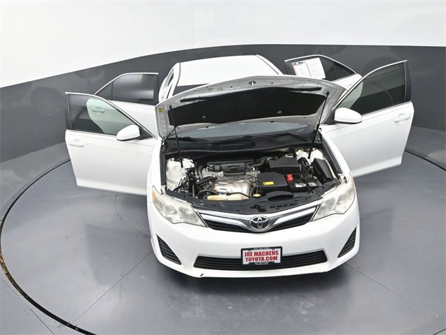 Used 2012 Toyota Camry LE image 36
