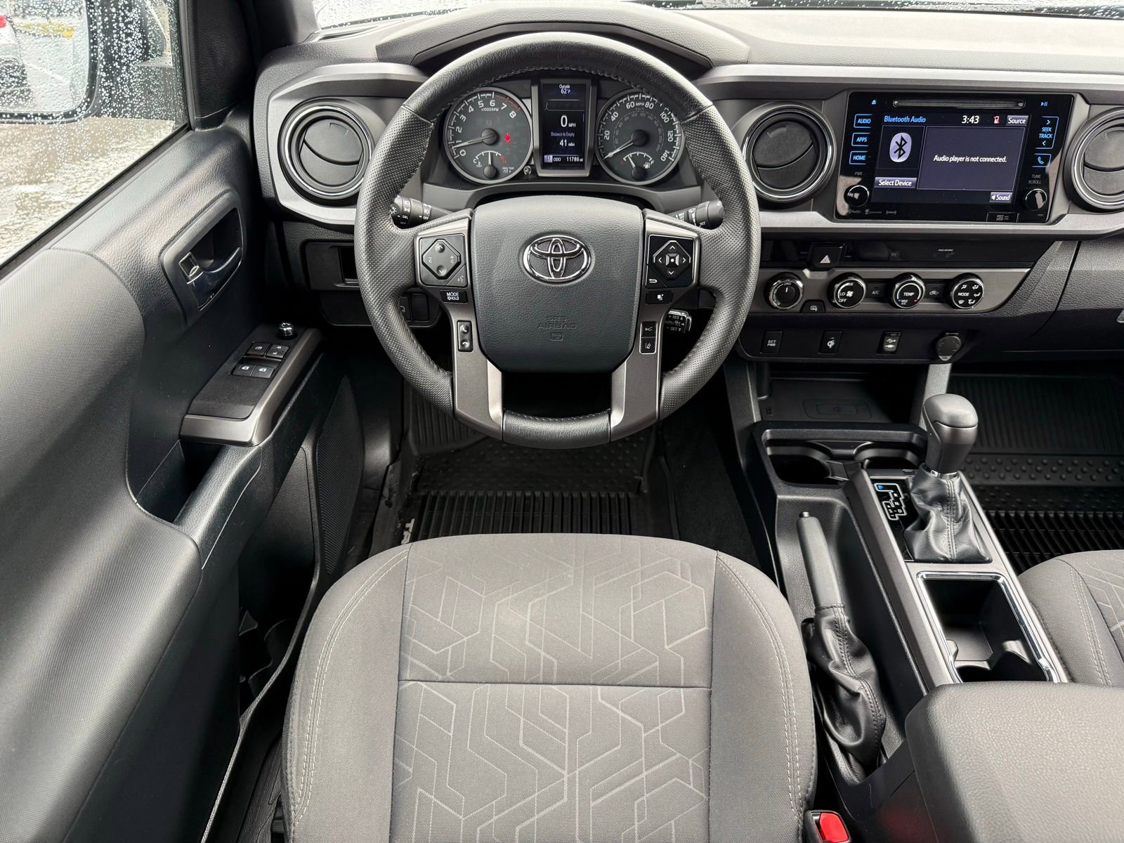 Used 2018 Toyota Tacoma TRD Off-Road image 28