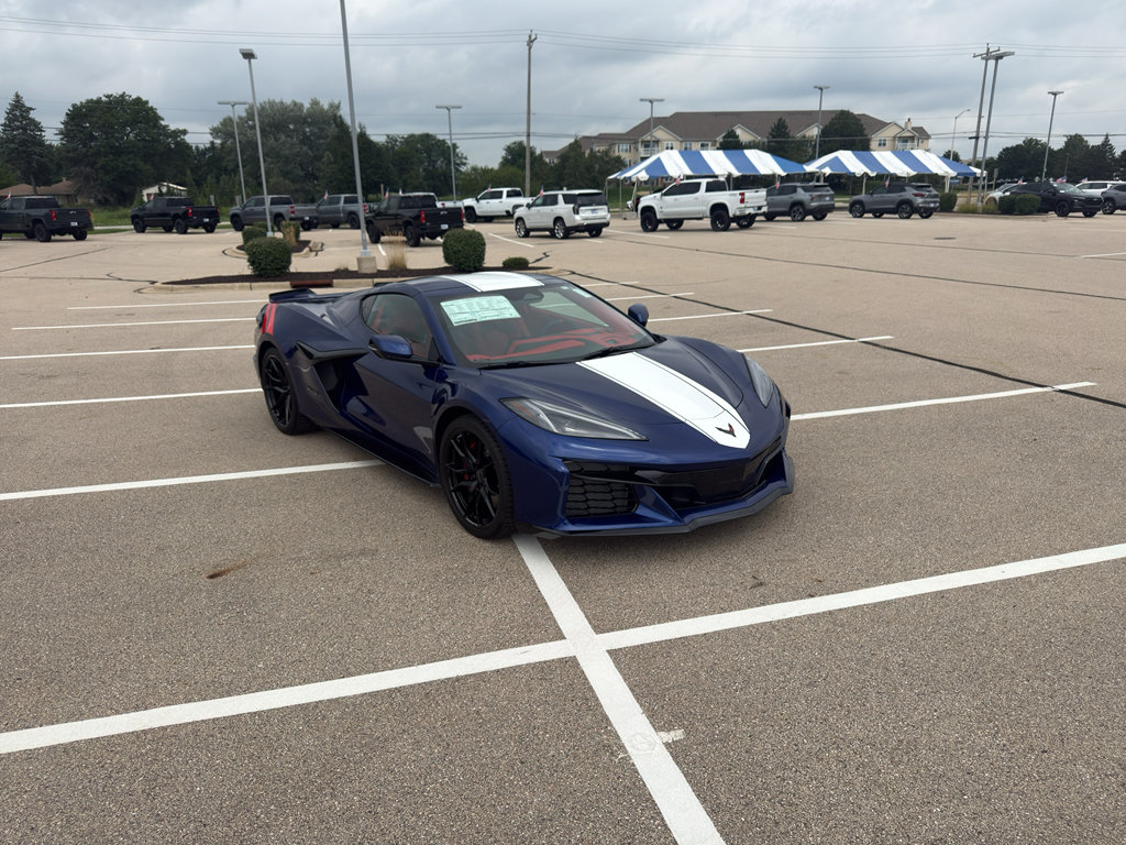 New 2027 Chevrolet Corvette Grand Sport w/ Z52 Sport Performance Package RWD image 13