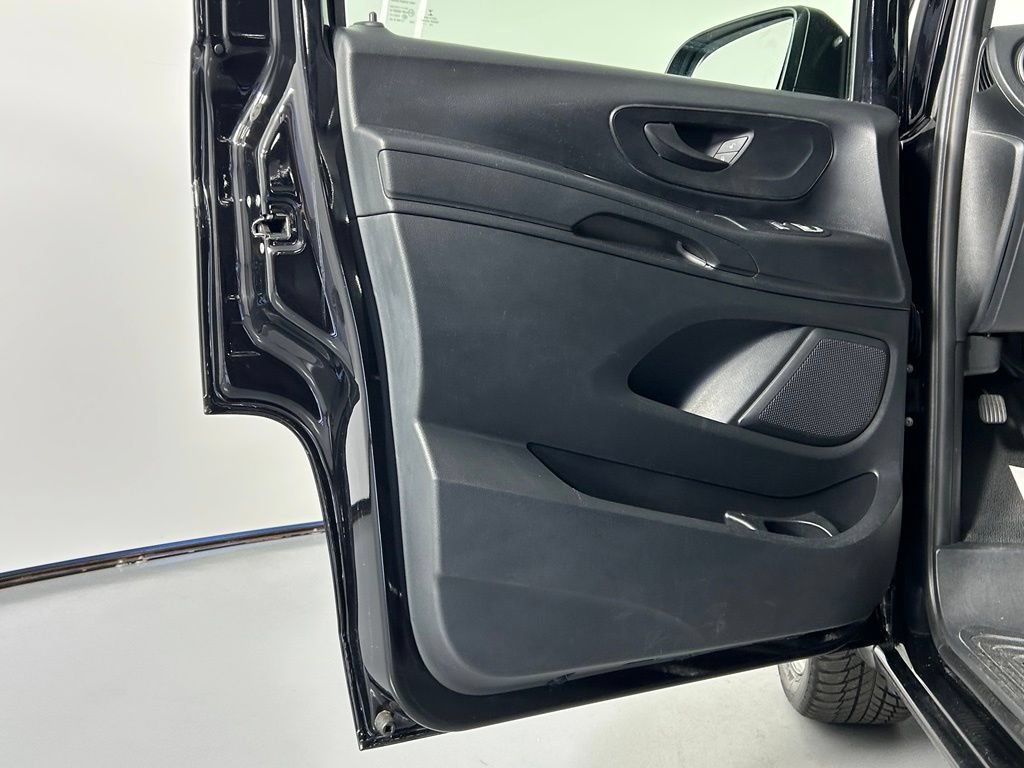 Used 2019 Mercedes-Benz Metris Passenger image 26