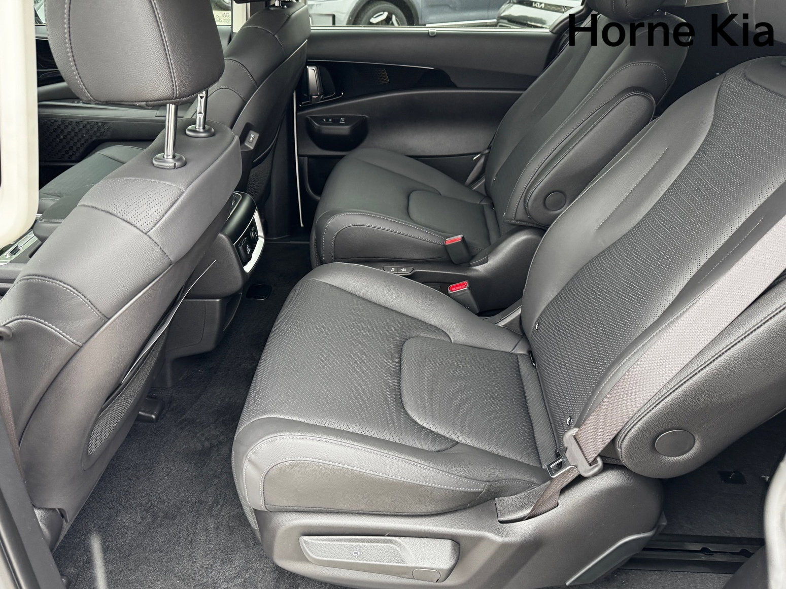 New 2026 Kia Carnival SX Prestige image 12