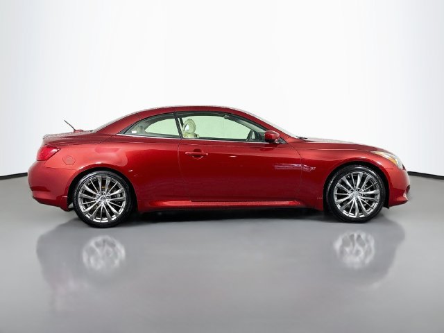 Used 2014 INFINITI Q60 Convertible w/ Premium Package RWD image 8