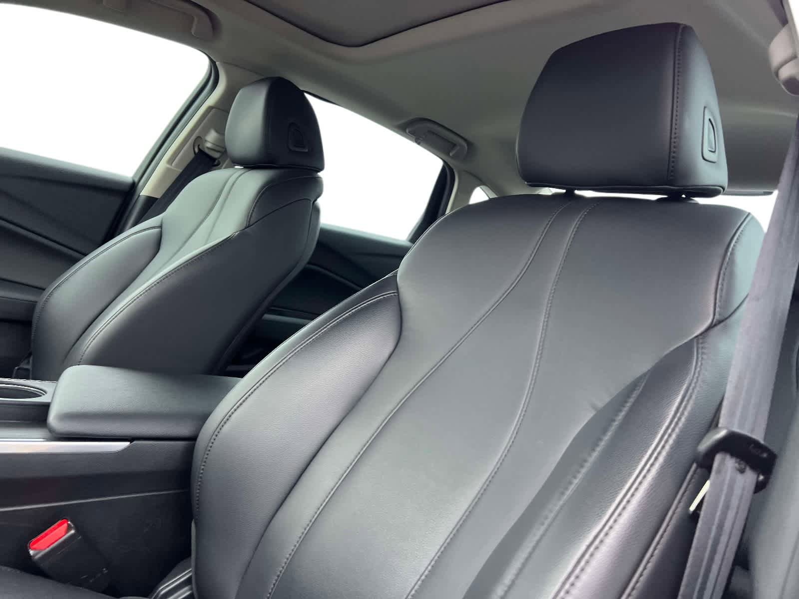 Used 2023 Acura TLX FWD image 12