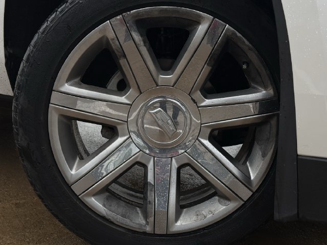 Used 2018 Cadillac Escalade Luxury AWD/4WD image 18