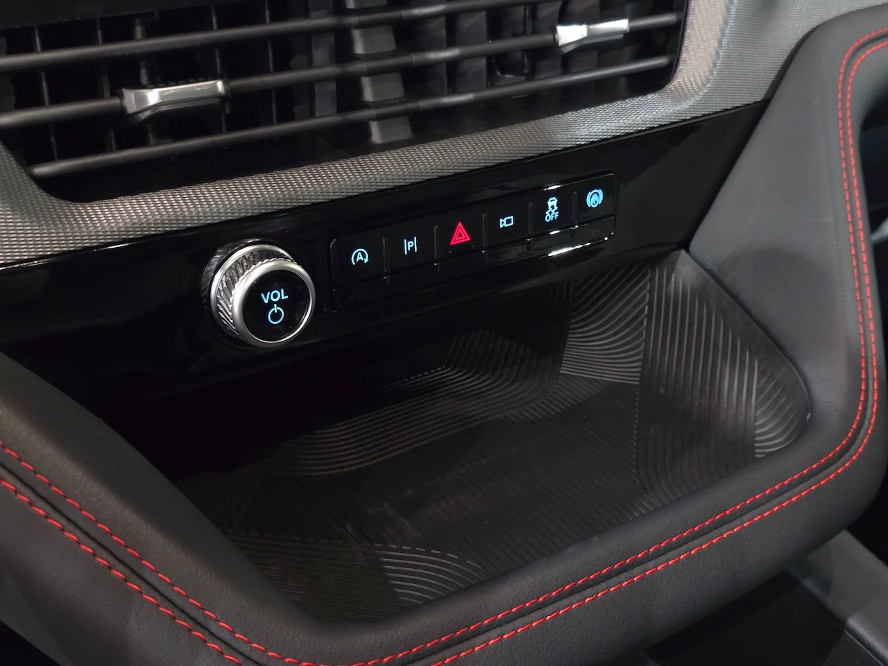 New 2026 Ford Explorer ST image 32