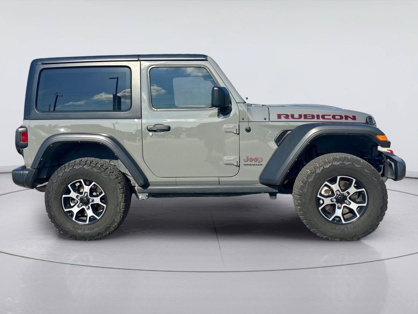 Used 2022 Jeep Wrangler Rubicon AWD/4WD image 2