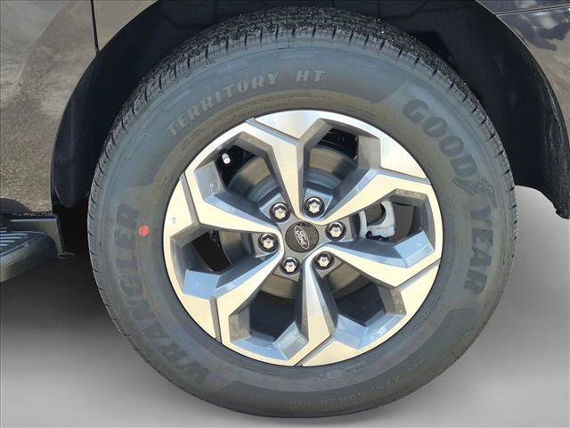 New 2027 Ford Expedition Max Active RWD image 9