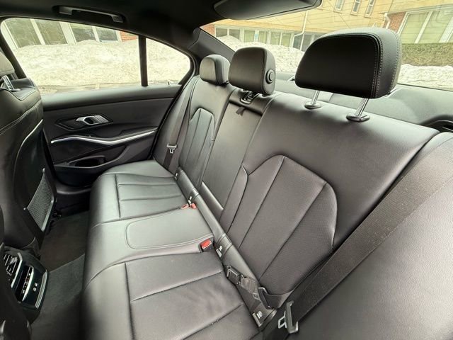 Used 2022 BMW 330i xDrive Sedan w/ Premium Package 2 image 21
