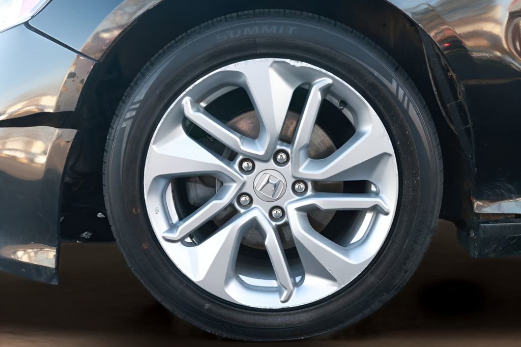 Used 2020 Honda Accord LX image 21