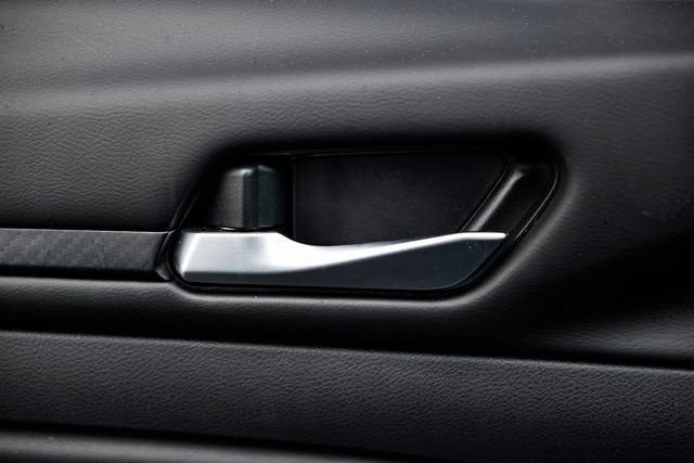 Used 2025 Nissan Altima 2.5 SV image 16