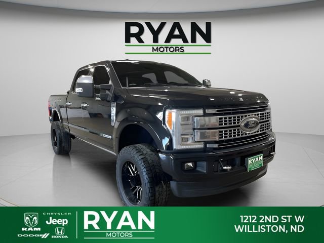 Used 2017 Ford F350 Platinum w/ Platinum Ultimate Package AWD/4WD image 5