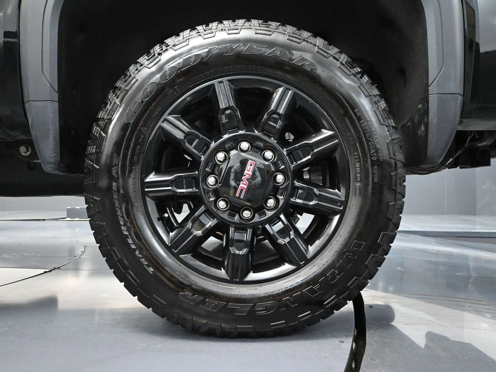 Used 2025 GMC Sierra 3500 AT4 image 14