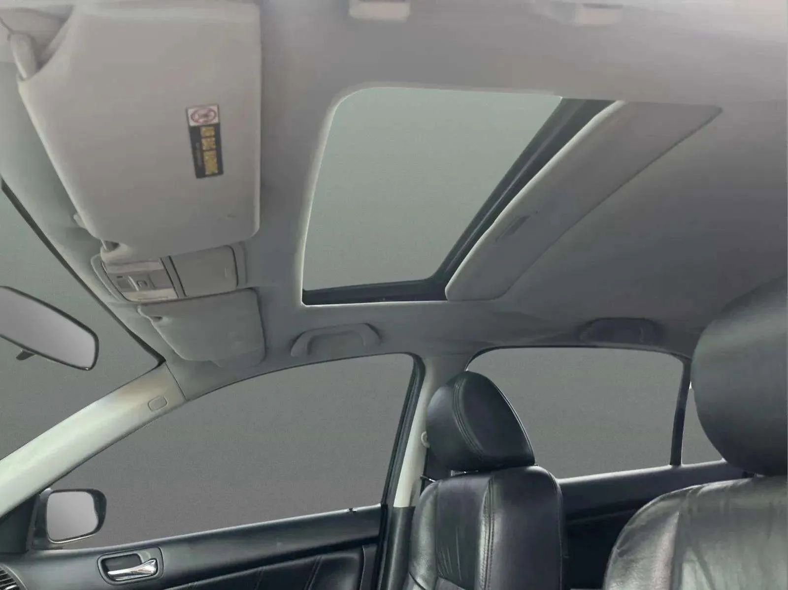 Used 2004 Honda Accord EX image 10