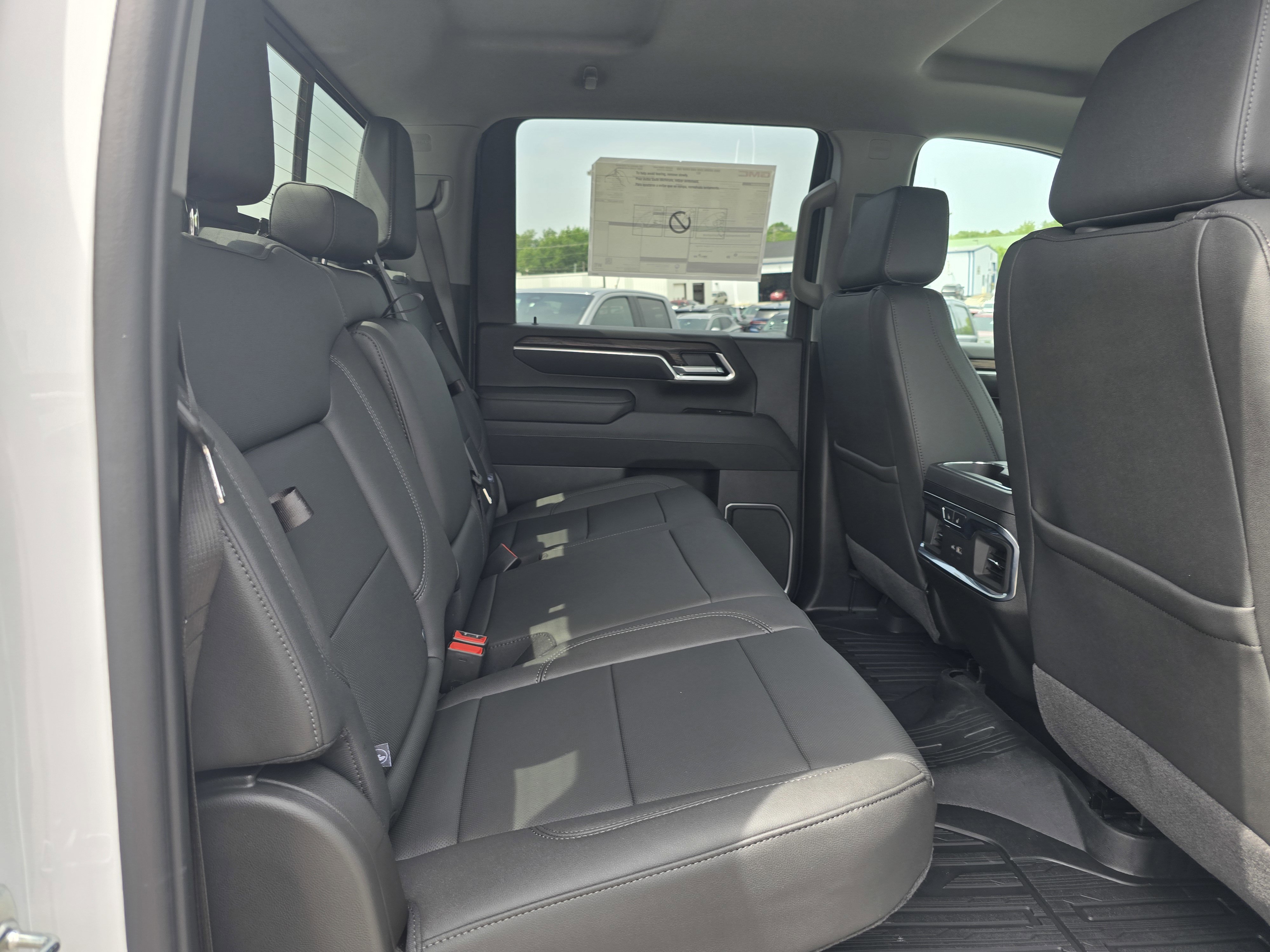 New 2025 GMC Sierra 2500 SLT w/ SLT Convenience Package image 23