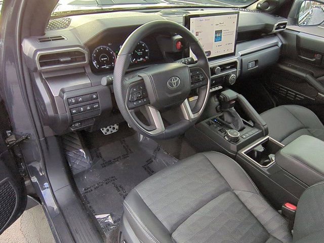 Used 2025 Toyota 4Runner TRD Sport Premium w/ Tow Technology Package image 9