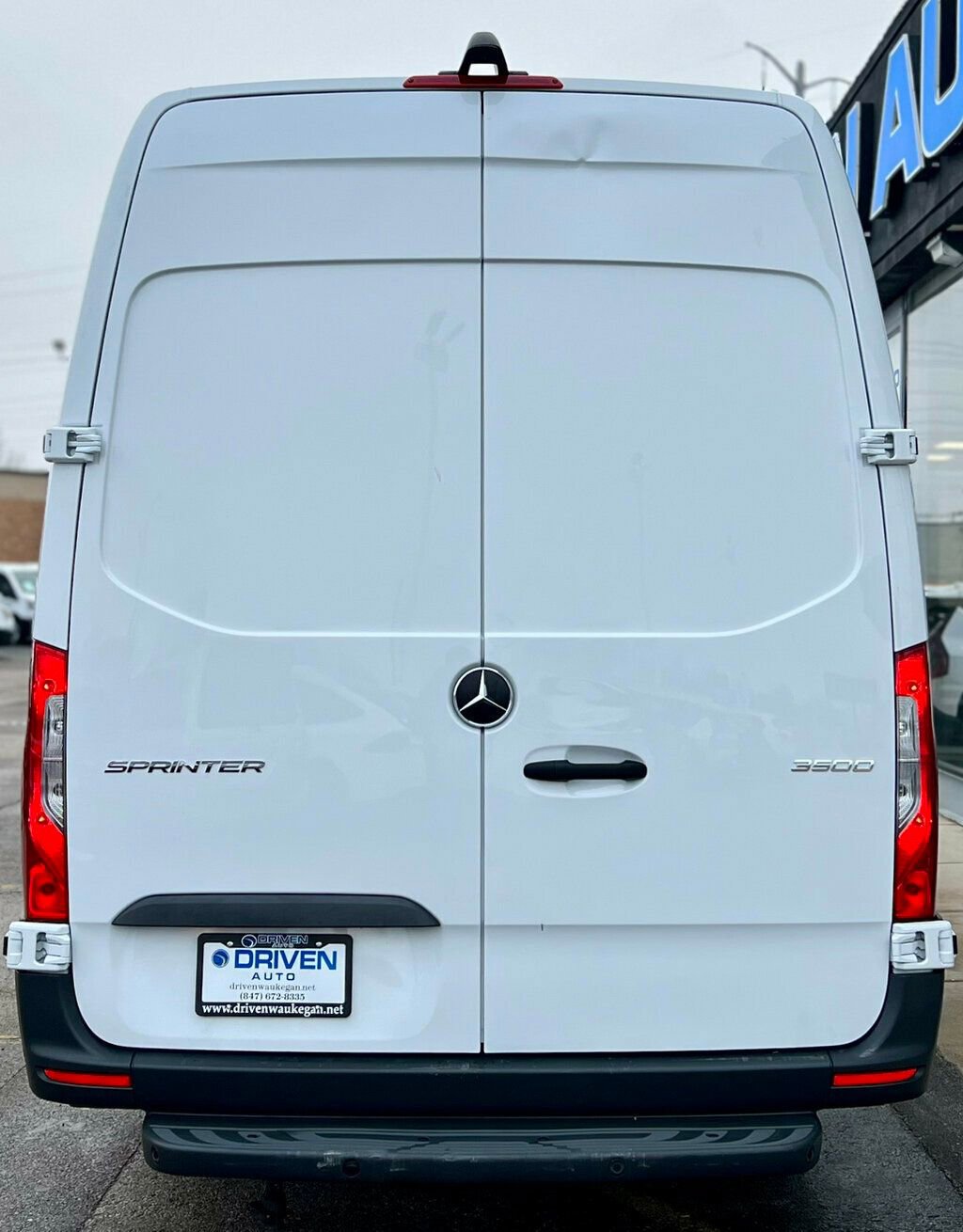 Used 2024 Mercedes-Benz Sprinter 3500 image 4