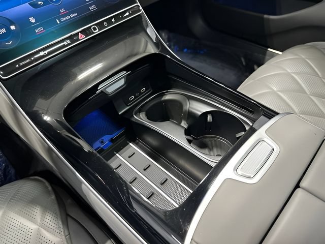 Used 2022 Mercedes-Benz S 500 4MATIC image 26