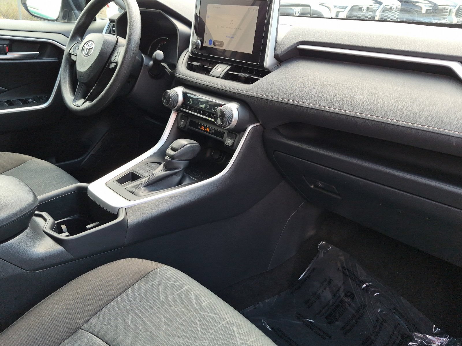 Certified 2025 Toyota RAV4 XLE AWD/4WD image 15