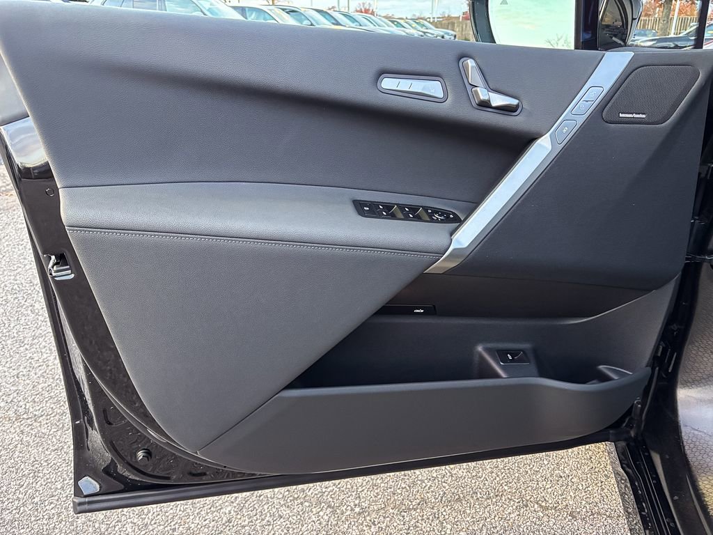 Used 2026 BMW iX xDrive45 image 11