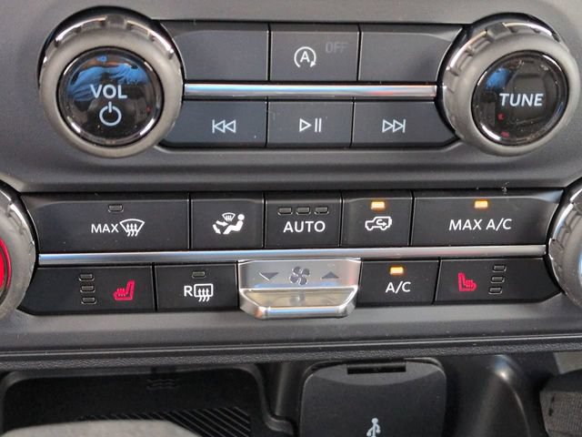 New 2026 Ford Bronco Big Bend w/ Black Diamond Package AWD/4WD image 24