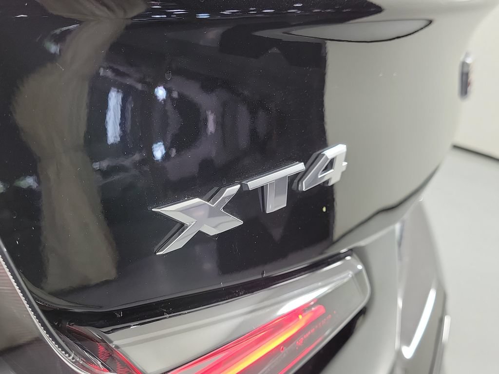 Certified 2024 Cadillac XT4 Sport FWD image 5