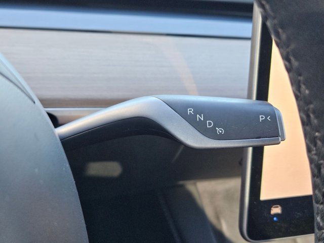 Used 2023 Tesla Model 3 Standard Range image 15