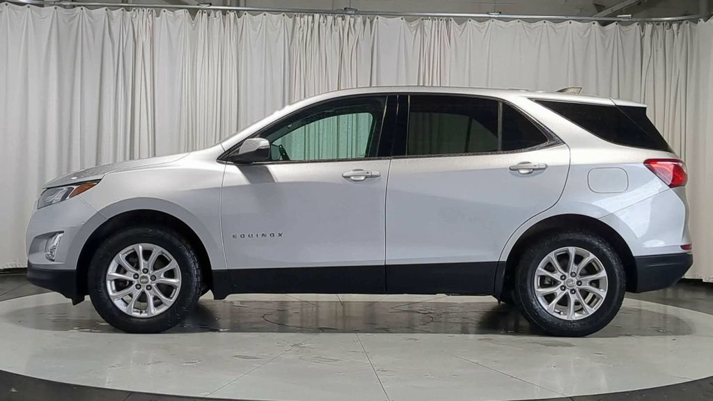 Used 2019 Chevrolet Equinox LT w/ Driver Convenience Package AWD/4WD image 6